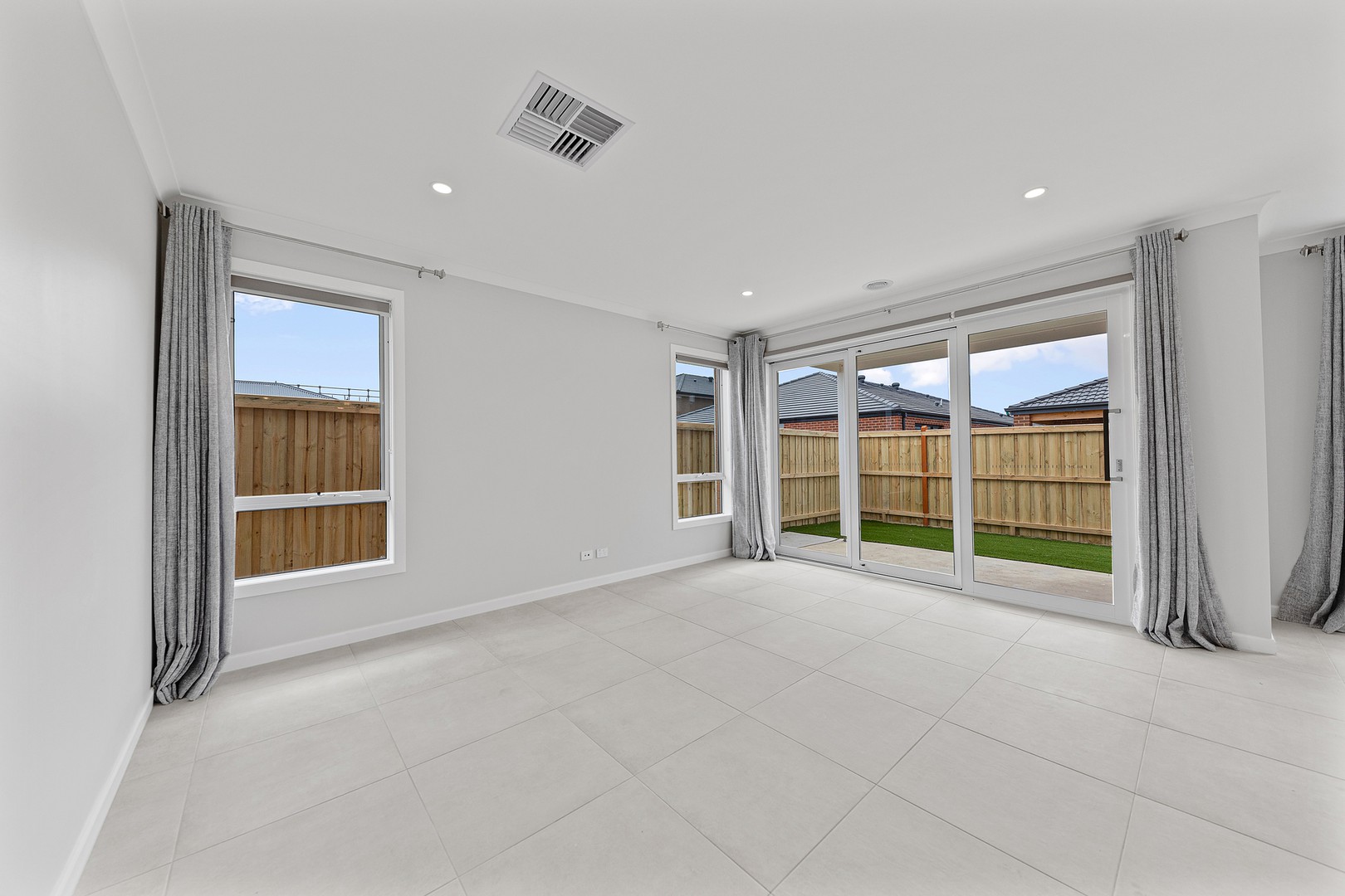 25 Koba Way, Officer, VIC 3809, Officer - Thumbnail 5