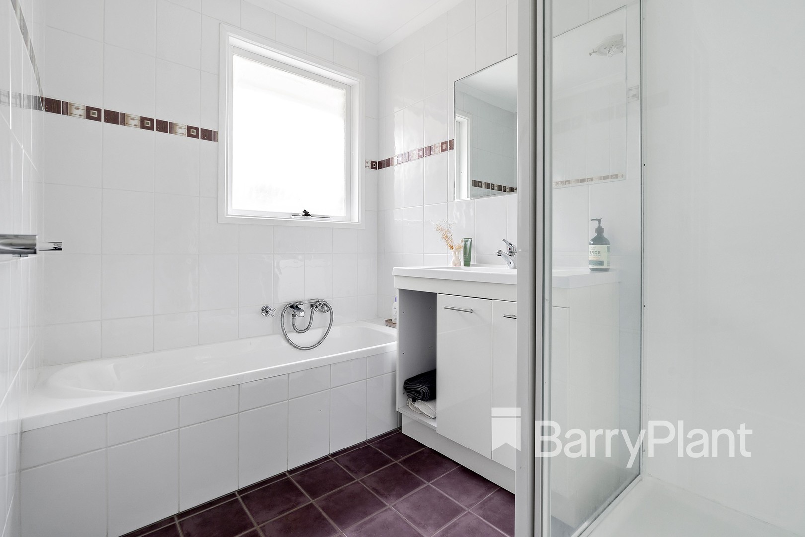 25 Le Souef RD, Gembrook, VIC 3783 - Thumbnail 2 - 03/02/2022