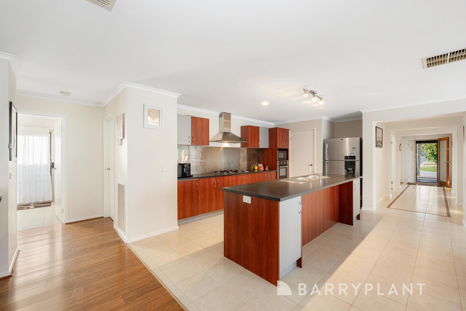 25 Leichardt Drive, Manor Lakes, VIC 3024, Manor Lakes - Thumbnail 3