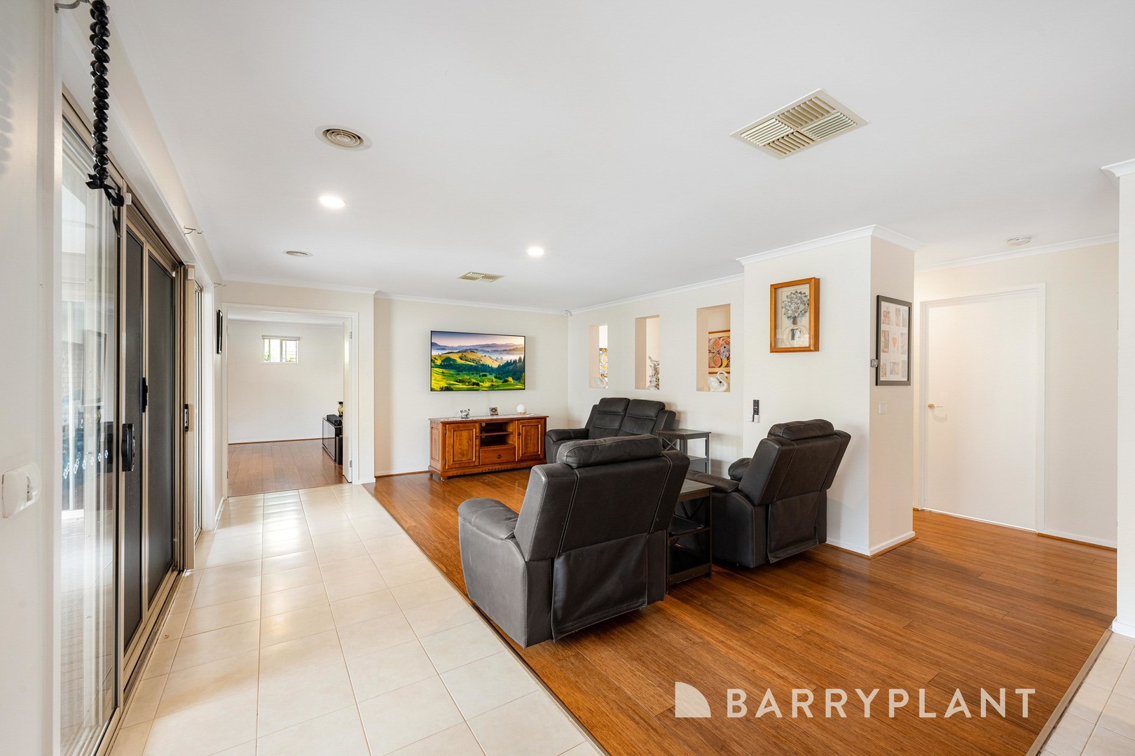 25 Leichardt Drive, Manor Lakes, VIC 3024, Manor Lakes - Thumbnail 7