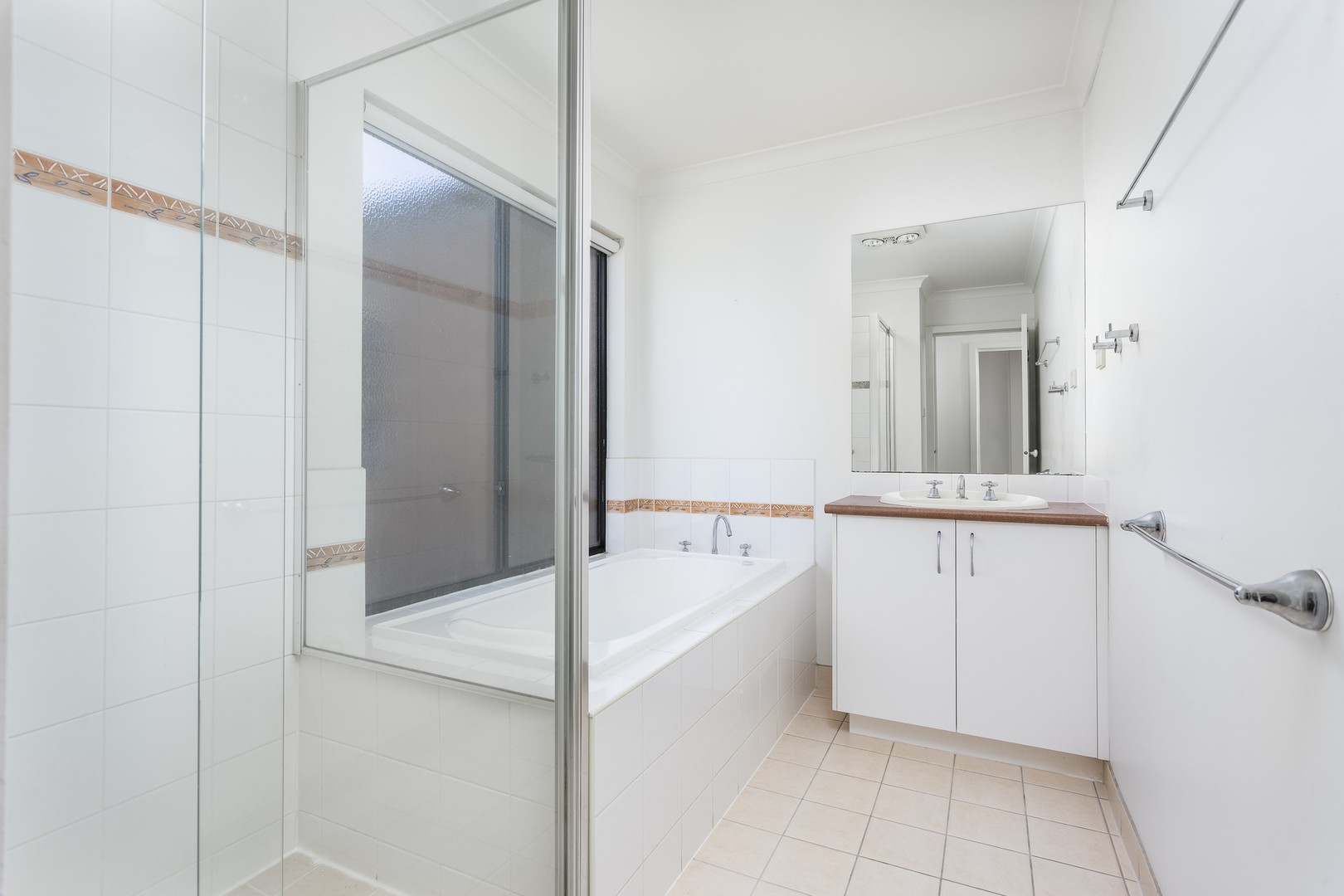 25 Lindsay Gardens, Point Cook, VIC 3030, Point Cook - Thumbnail 8