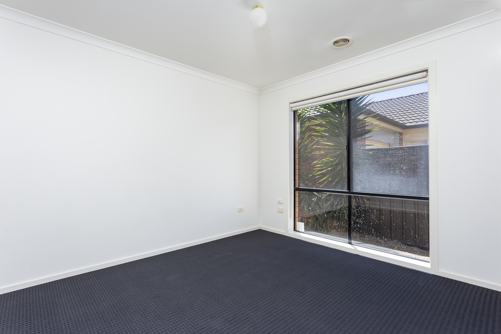 25 Lindsay Gardens, Point Cook, VIC 3030, Point Cook - Thumbnail 7
