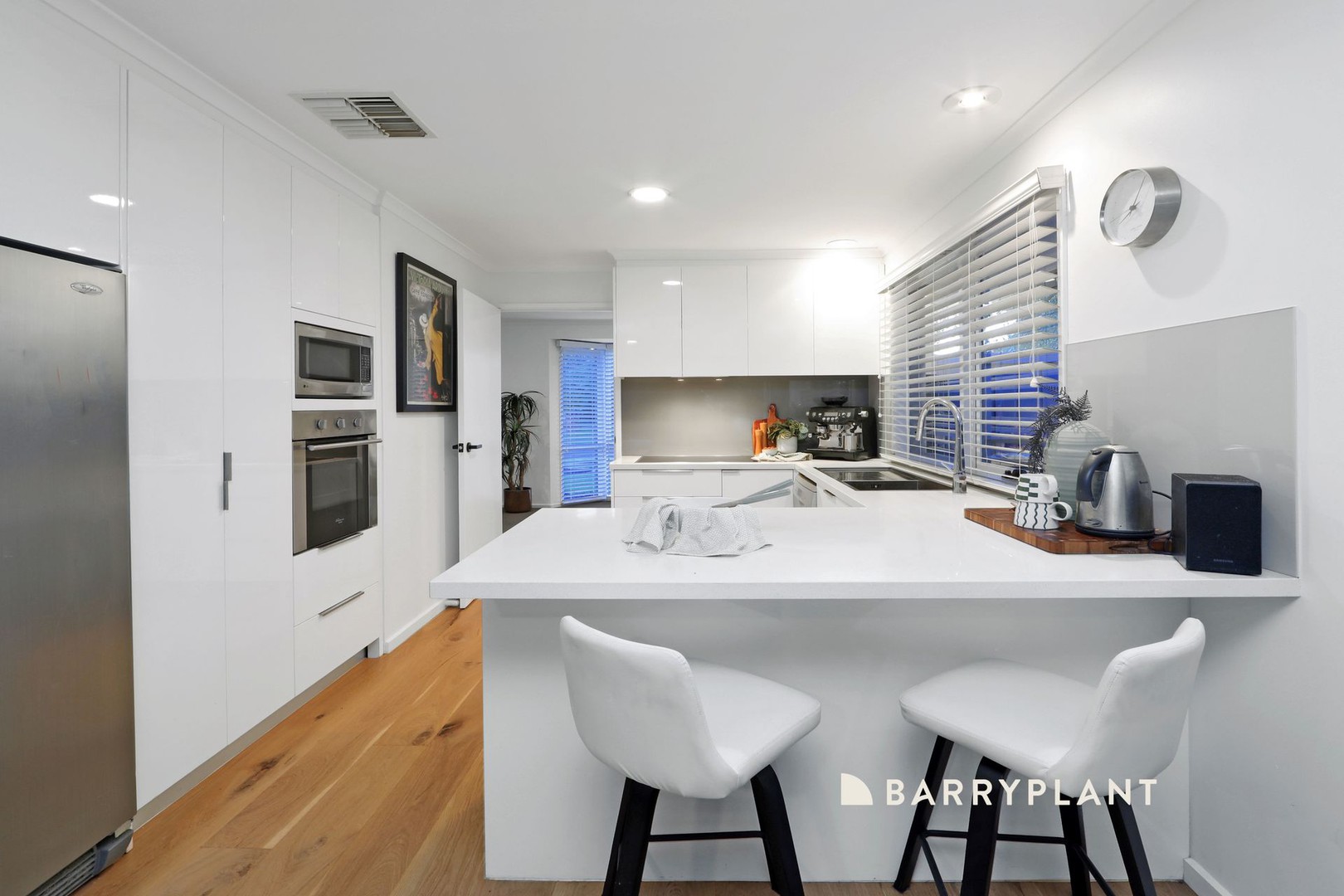 25 Linnel Court, Rowville, VIC 3178 - Thumbnail 2 - 13/11/2025