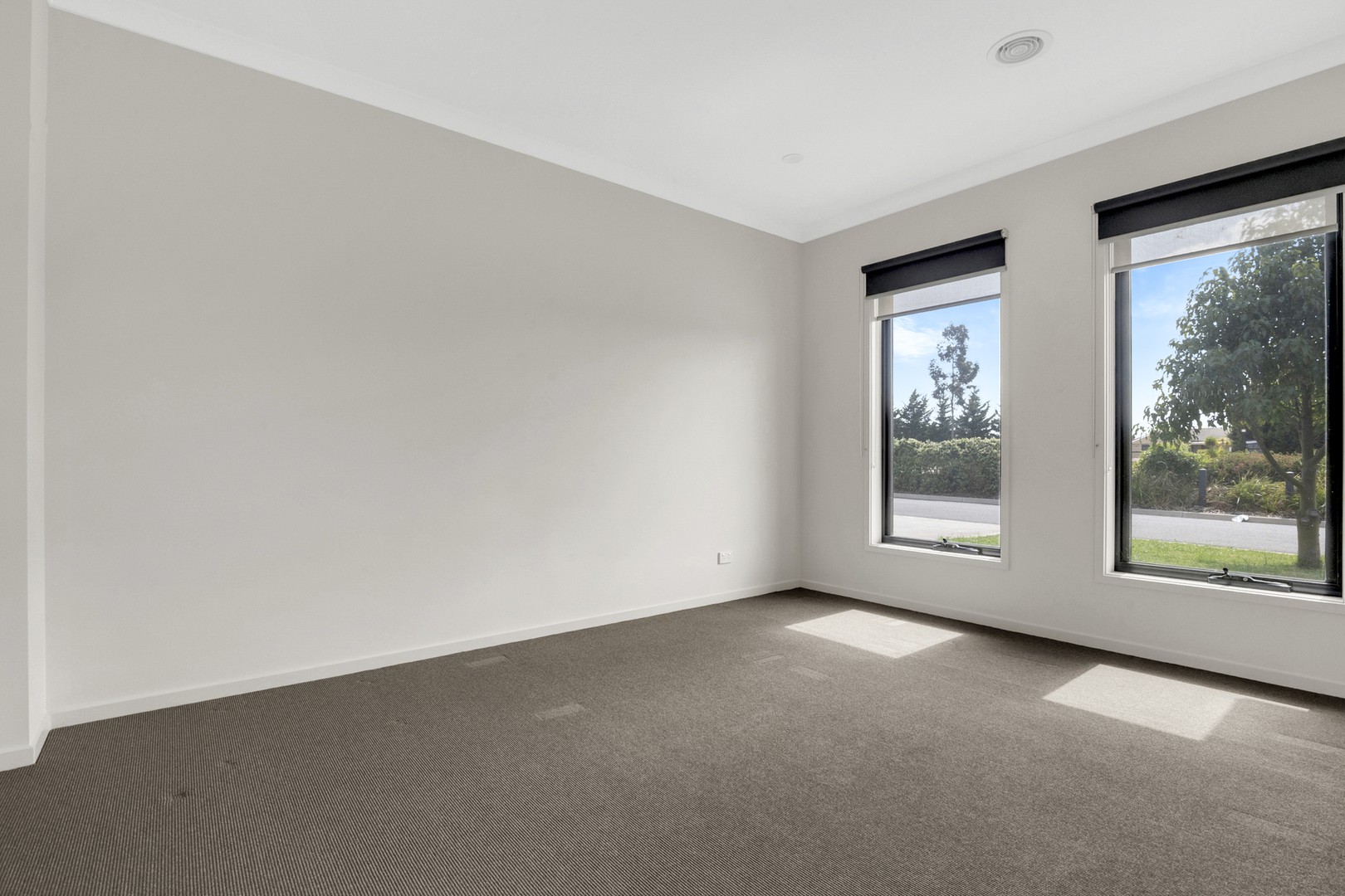 25 Loudon Circuit, Craigieburn, VIC 3064, Craigieburn - Thumbnail 4