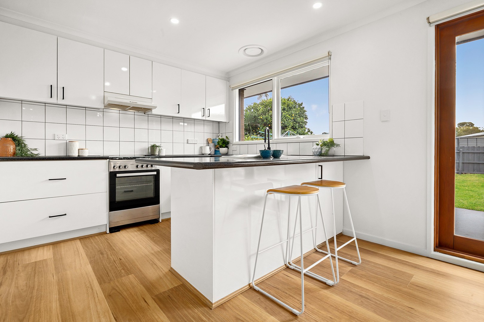 25 Lucas Crescent, Seaford, VIC 3198, Seaford - Thumbnail 3