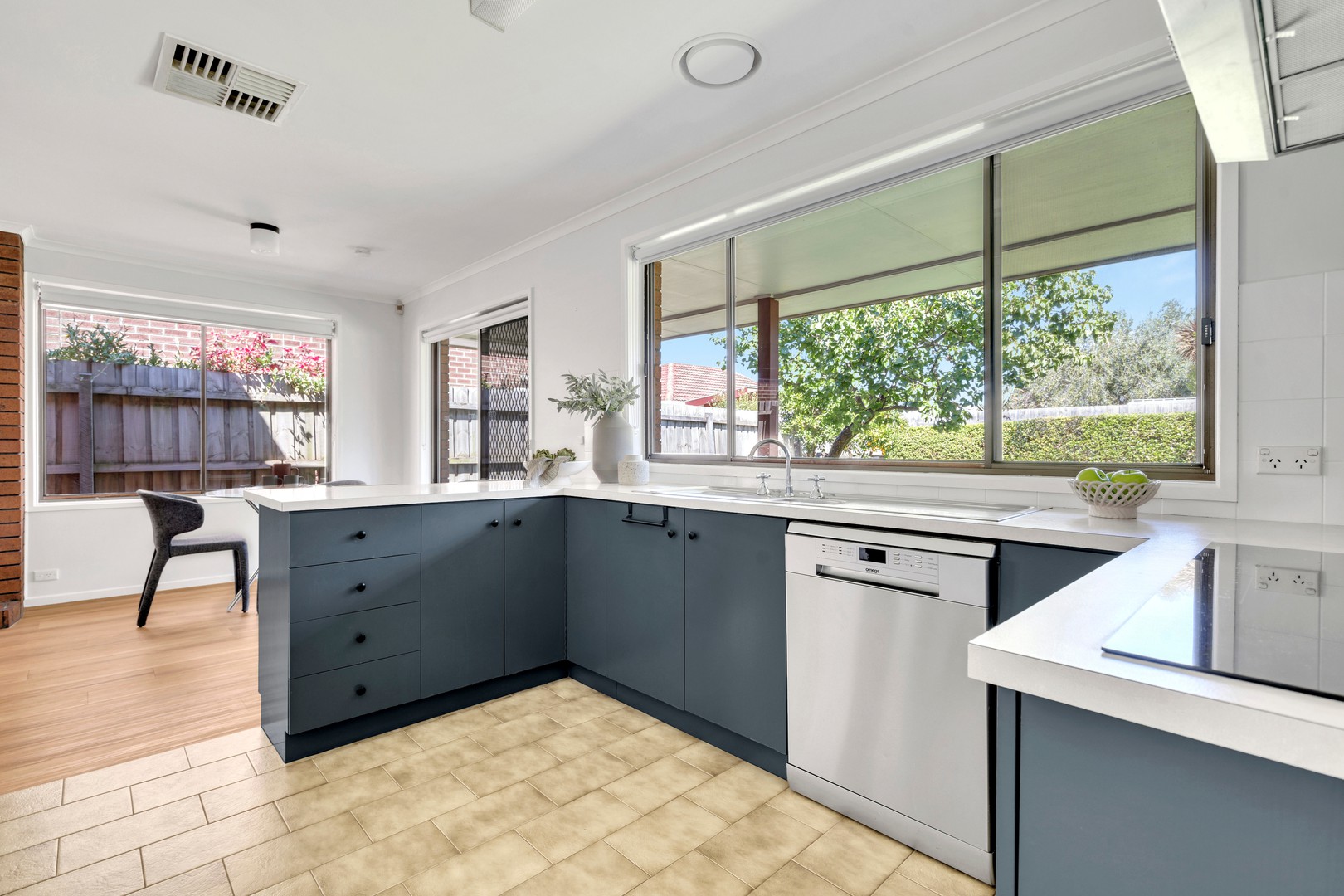 25 Macey Avenue, Avondale Heights, VIC 3034, Avondale Heights - Thumbnail 5