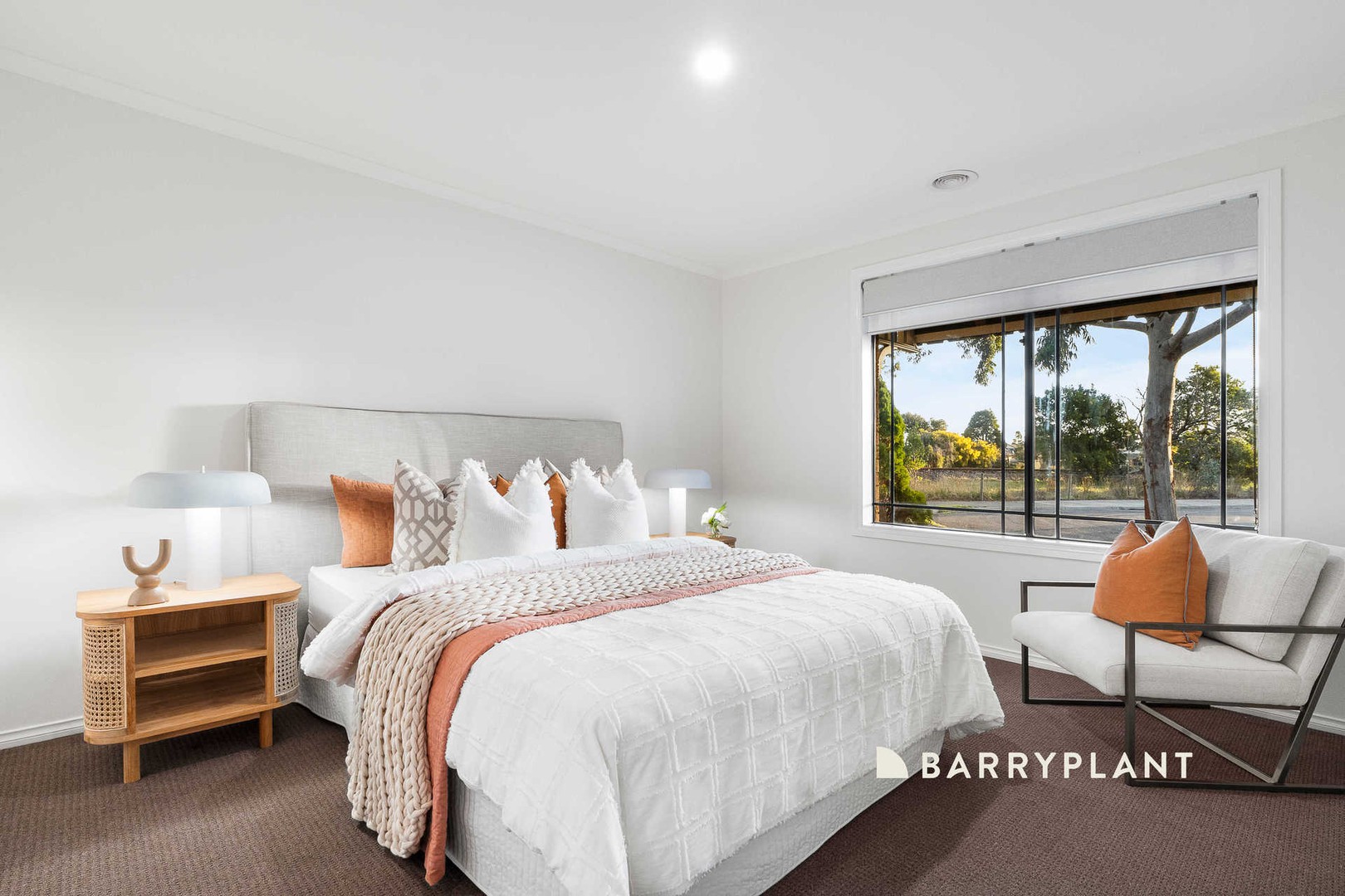 25 Maddock Drive, Cranbourne East, VIC 3977, Cranbourne East - Thumbnail 2
