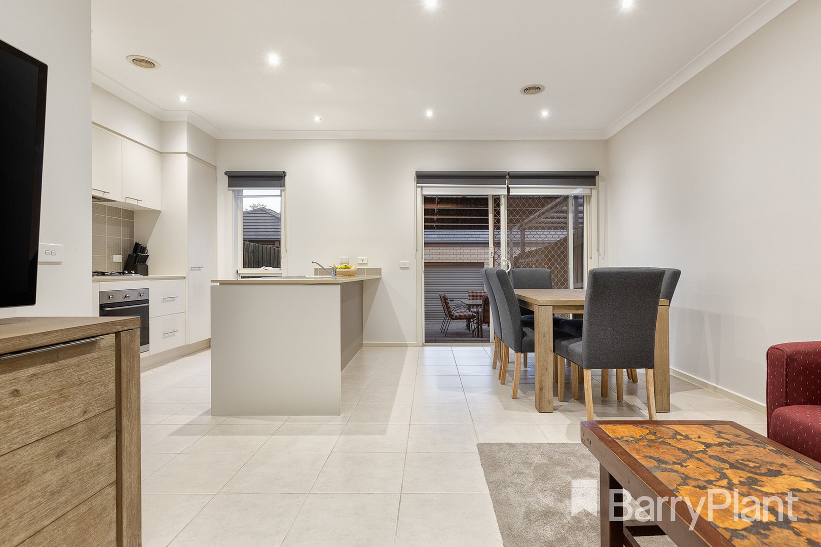 25 Manuscript Drive, Endeavour Hills, VIC 3802, Endeavour Hills - Thumbnail 5