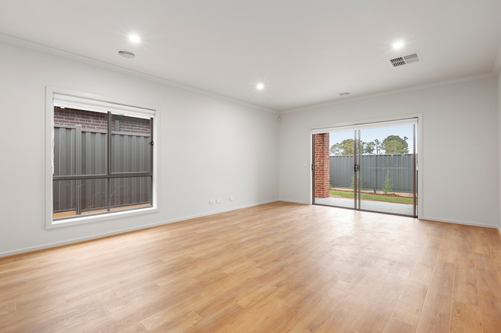 25 Nesci StreetDoreen, VIC 3754  - Leased, Doreen - Thumbnail 3