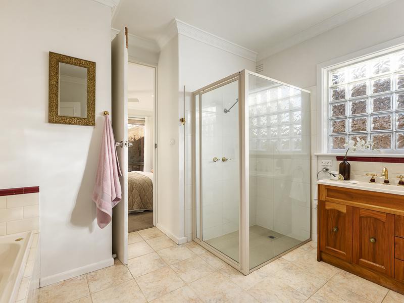25 Neville Street, Keilor East, VIC 3033, Keilor East - Thumbnail 6