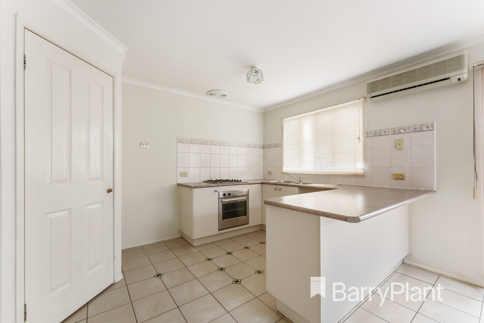 25 Oleander Drive, Hoppers Crossing, VIC 3029, Hoppers Crossing - Thumbnail 3