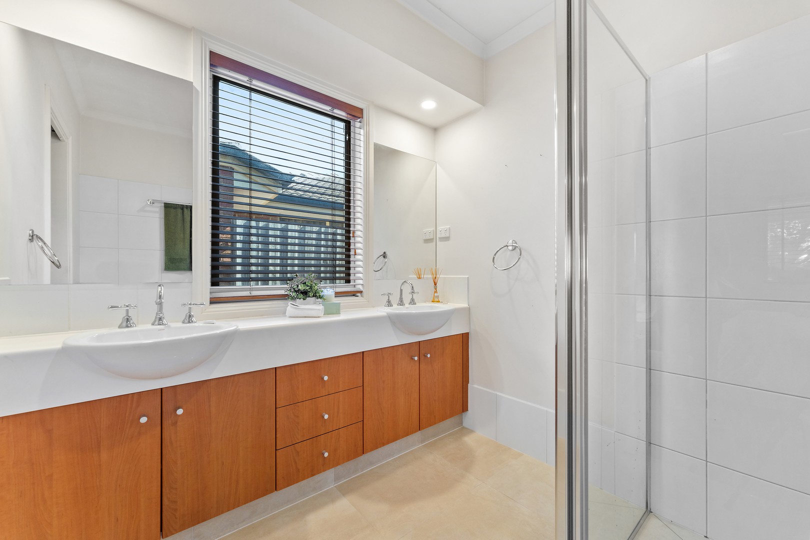 25 Parkwood Avenue, Narre Warren South, VIC 3805, Narre Warren South - Thumbnail 4