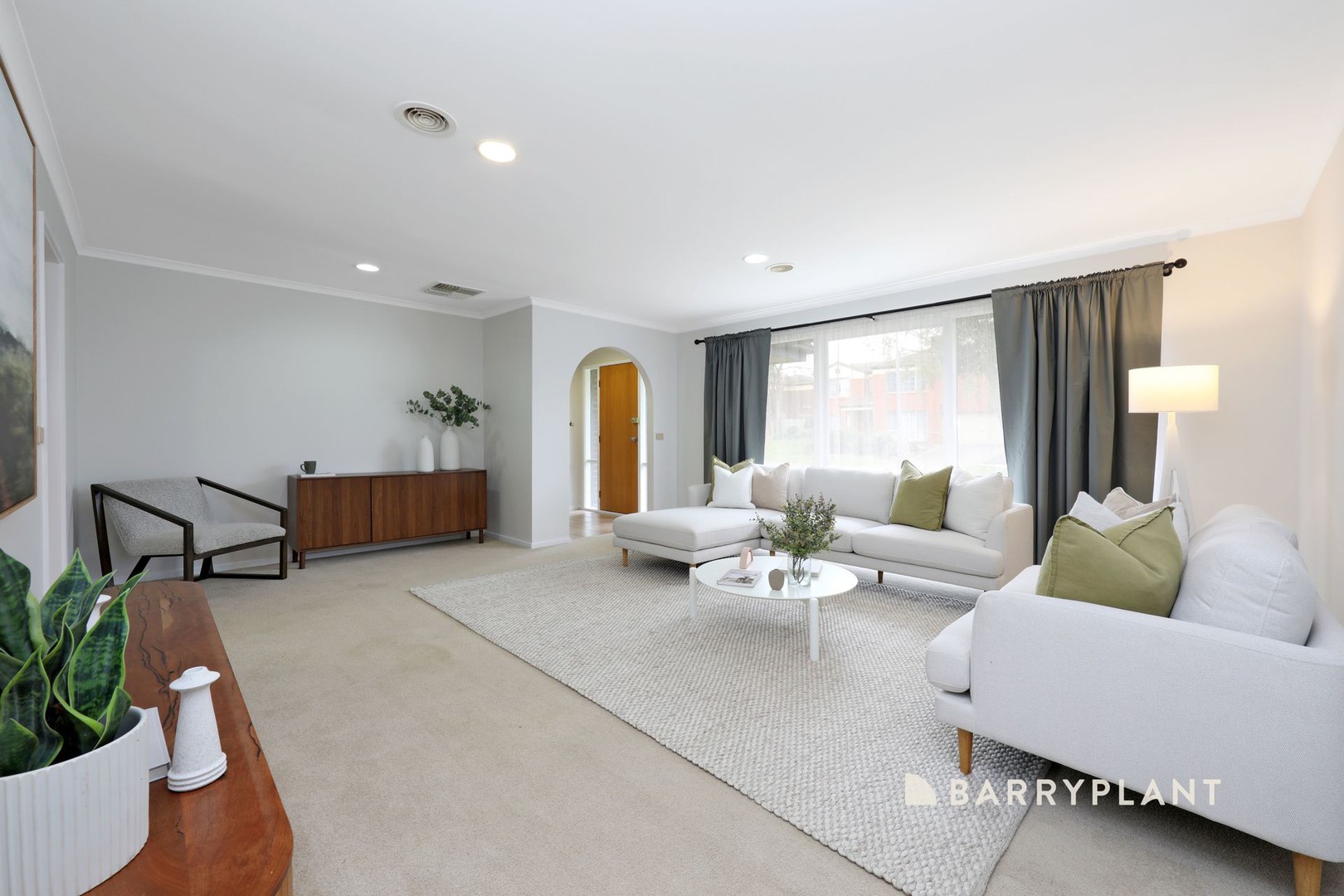 25 Pinehill Drive, Rowville, VIC 3178 - Thumbnail 2 - 08/09/2026