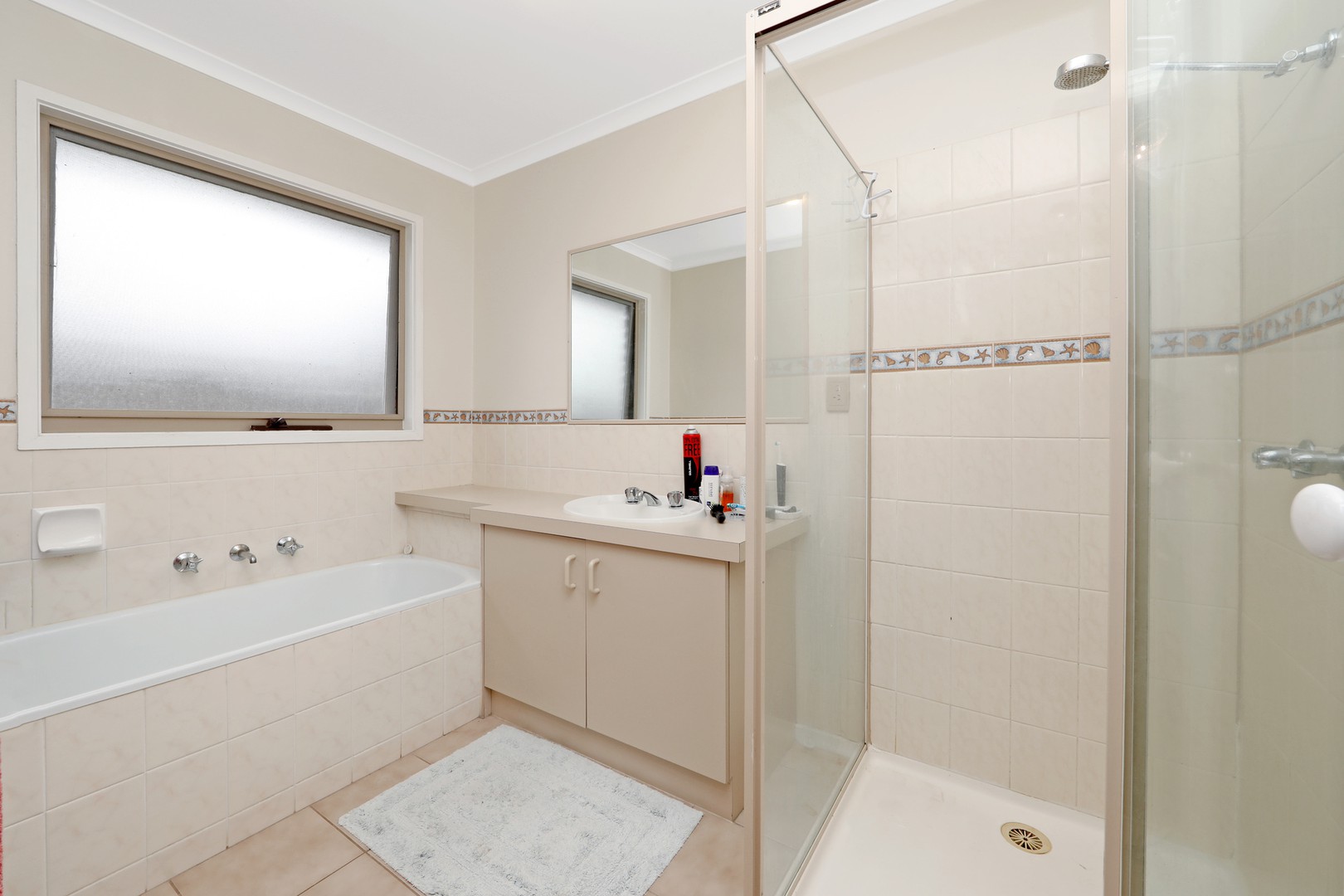 25 Pinehill Drive, Rowville, VIC 3178, Rowville - Thumbnail 4