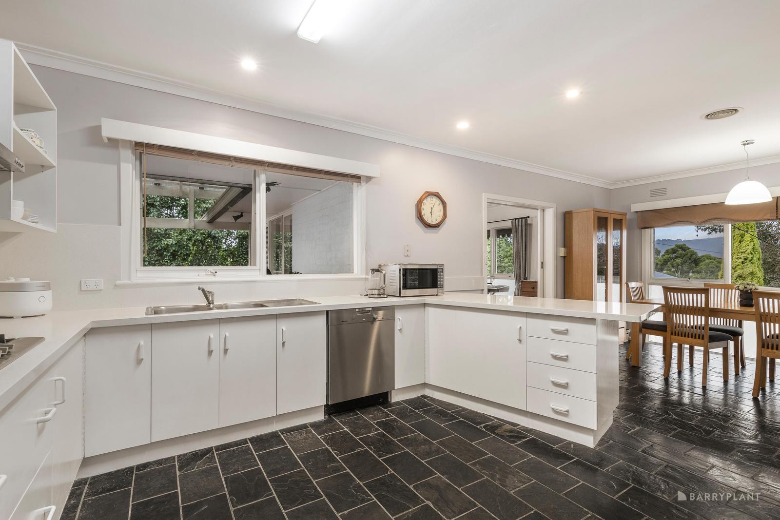 25 Pleasant Drive, Heathmont, VIC 3135, Heathmont - Thumbnail 3