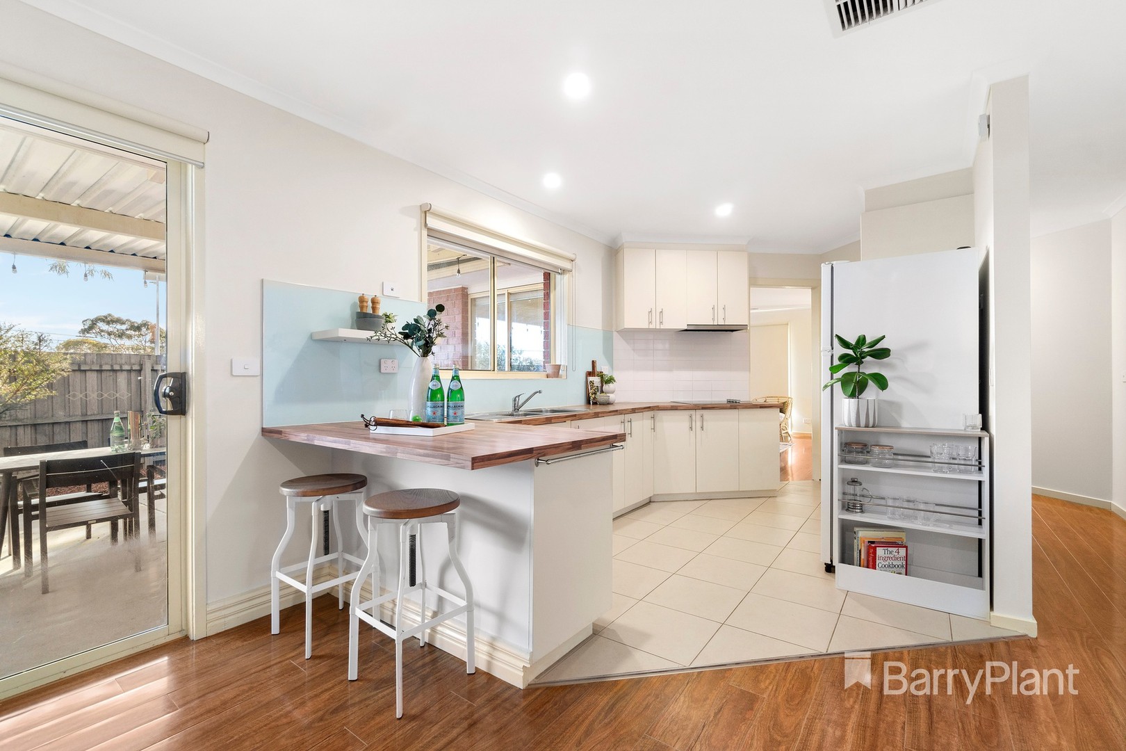 25 Pollock Drive, Mill Park, VIC 3082, Mill Park - Thumbnail 3