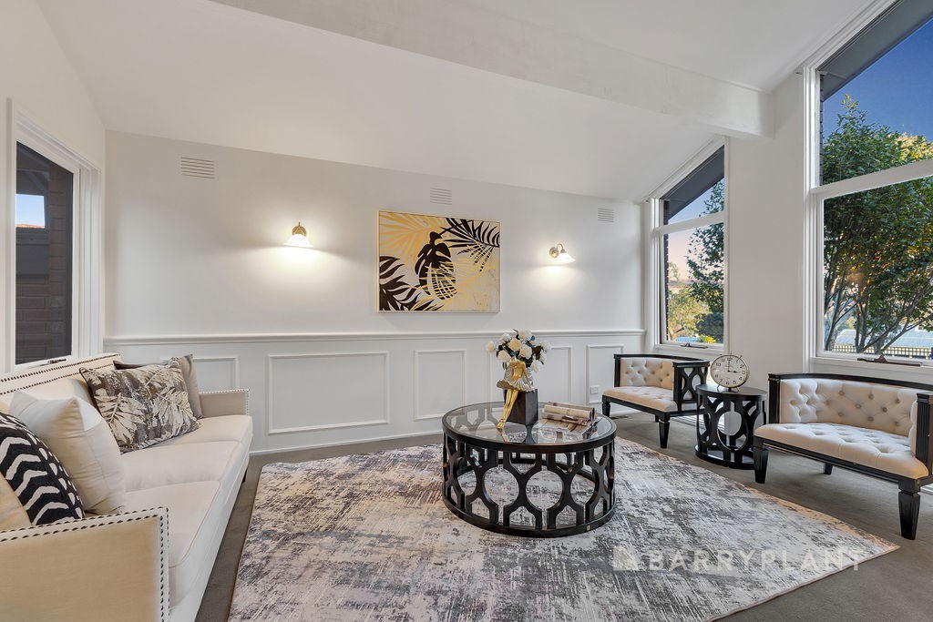 25 Raphael Drive, Wheelers Hill, VIC 3150, Wheelers Hill - Thumbnail 2