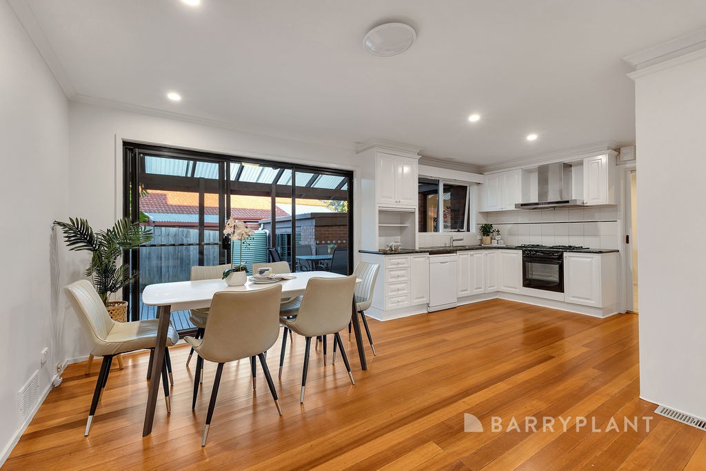 25 Raphael Drive, Wheelers Hill, VIC 3150, Wheelers Hill - Thumbnail 3