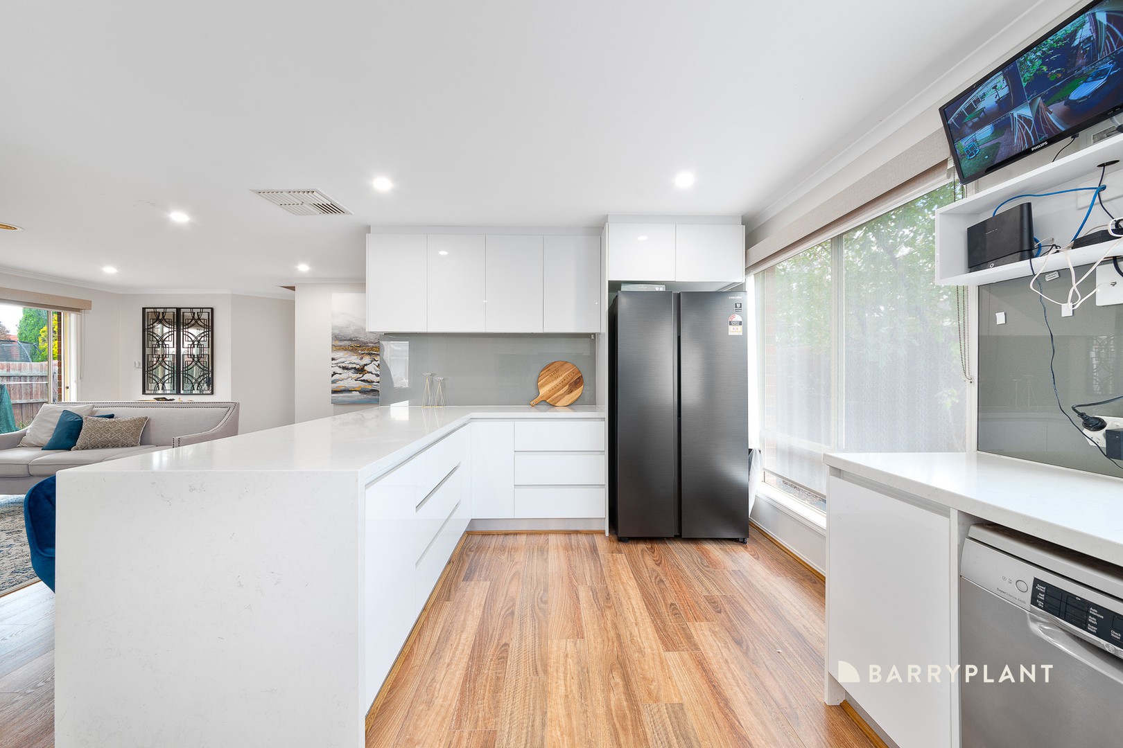 25 Rhine Drive, Roxburgh Park, VIC 3064, Roxburgh Park - Thumbnail 3