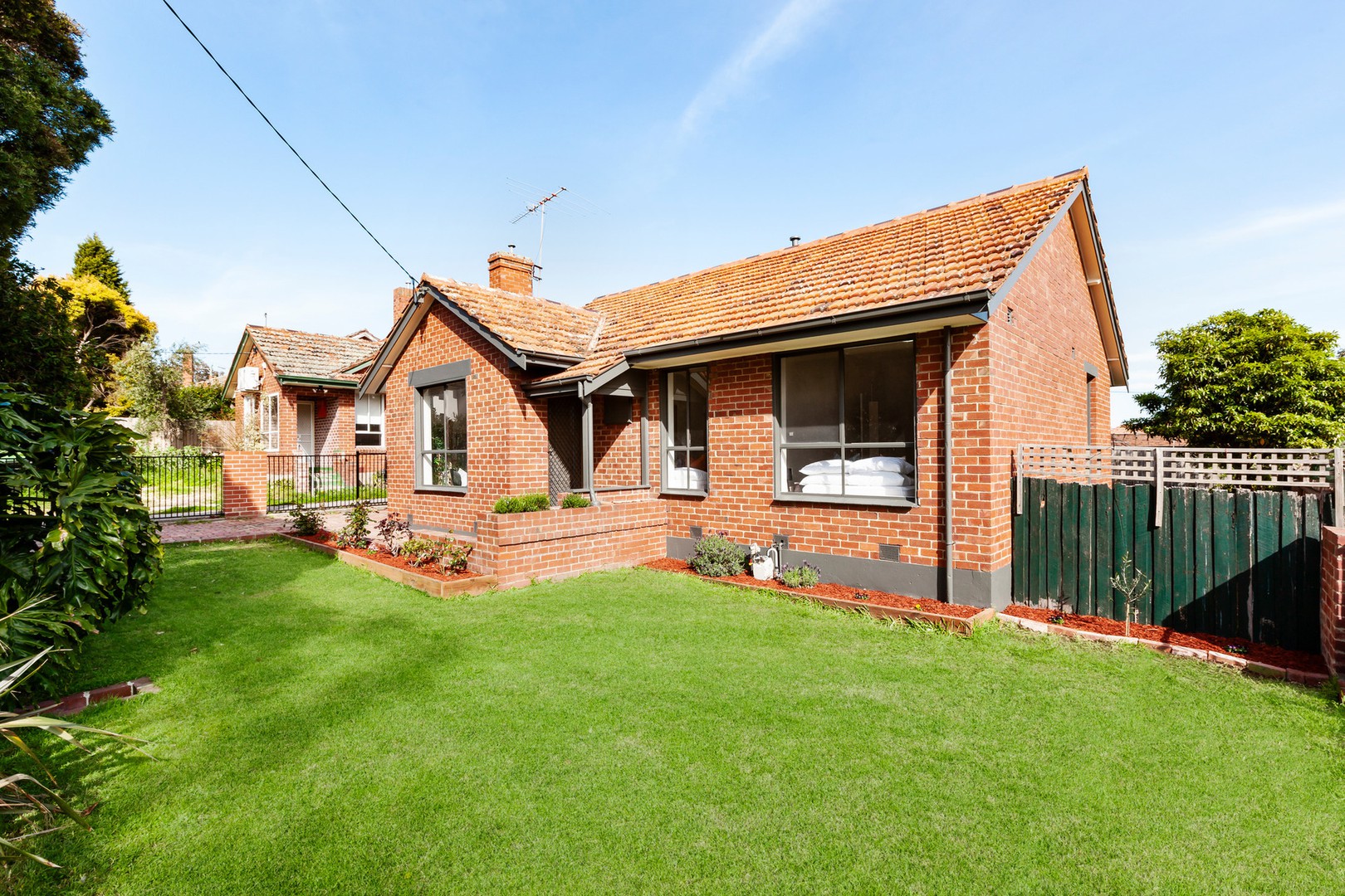25 Ronald Street, Coburg North, VIC 3058, Coburg North - Thumbnail 2
