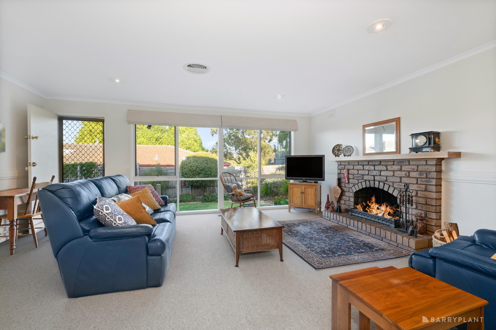 25 Savaris Court, Donvale, VIC 3111 - Thumbnail 2 - 16/10/2025