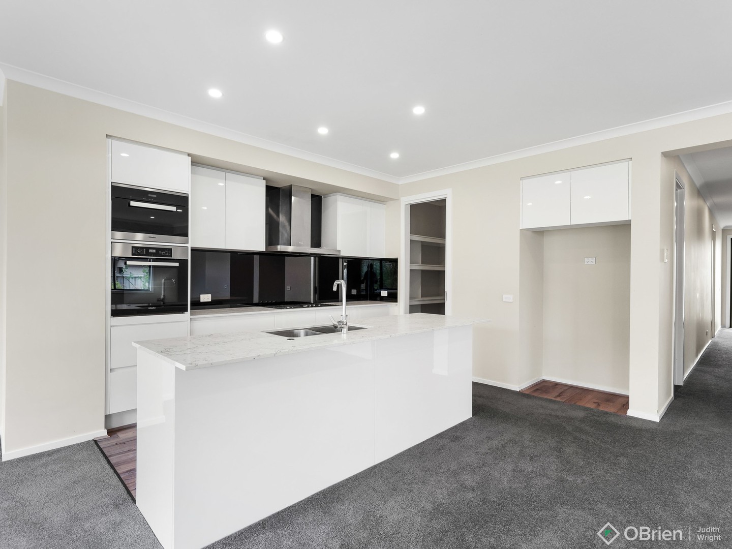 25 Seagrove Way, Cowes, VIC 3922 - Thumbnail 2 - 18/08/2025