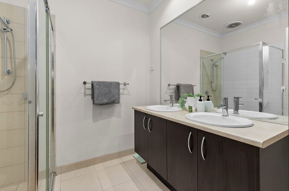 25 Senecio Drive, Doreen, VIC 3754 - Thumbnail 2 - 03/07/2026