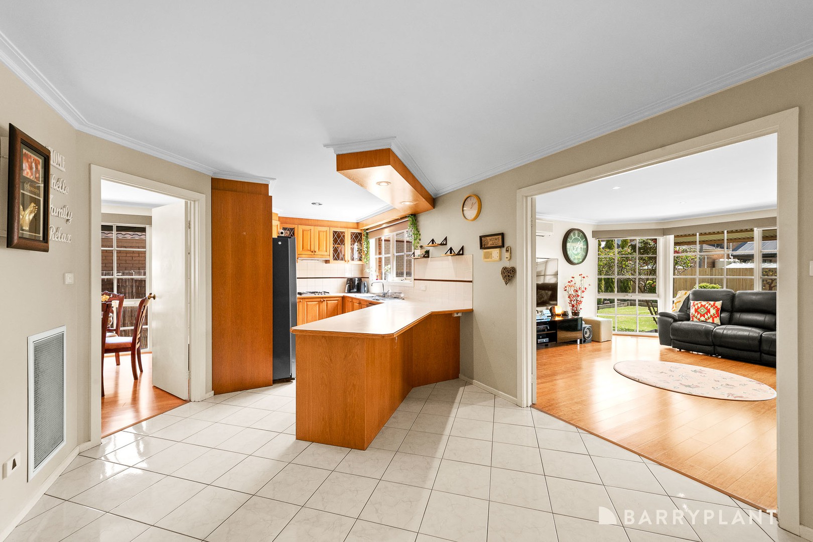 25 Silkwood Way, Rowville, VIC 3178, Rowville - Thumbnail 3