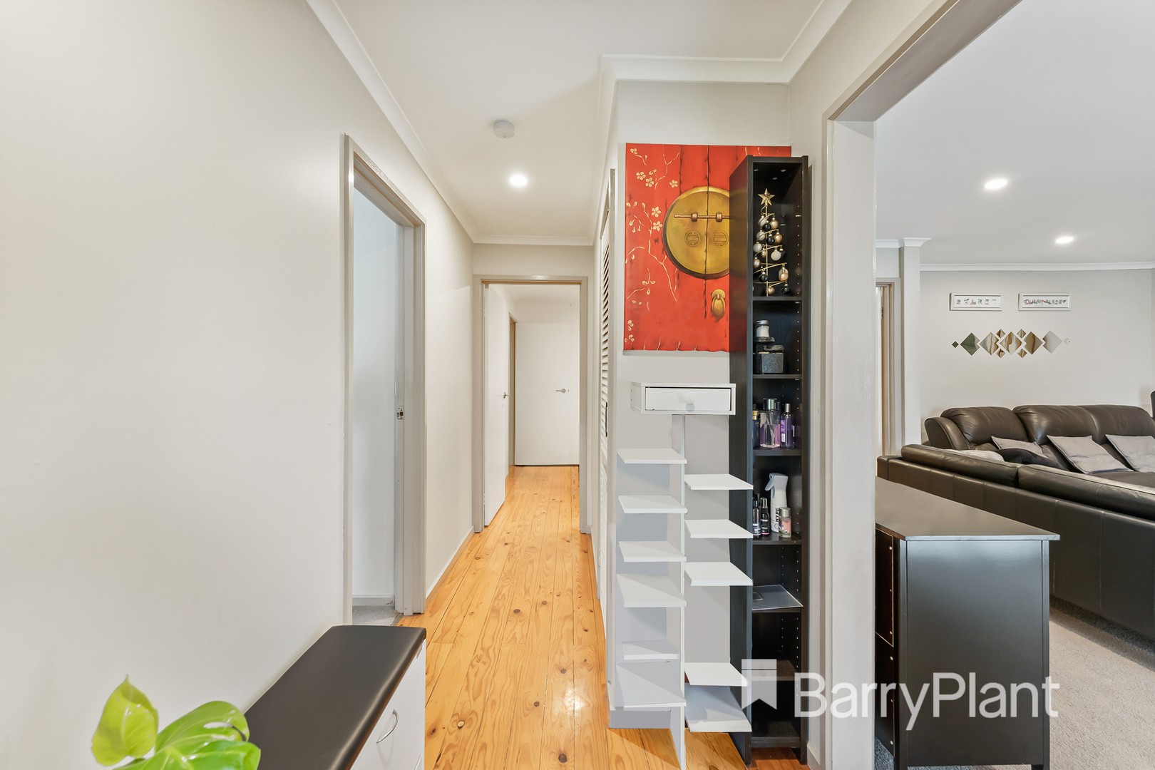 25 Strathmore Crescent, Hoppers Crossing, VIC 3029, Hoppers Crossing - Thumbnail 2