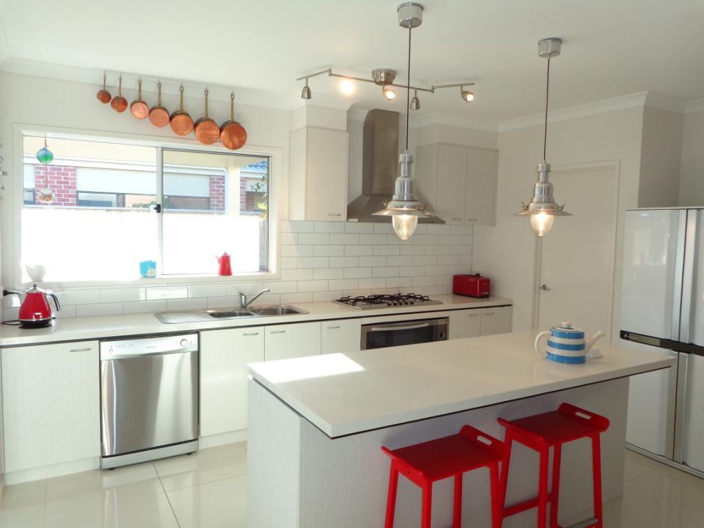 25 Surrey Grove, Point Cook, VIC 3030, Point Cook - Thumbnail 2