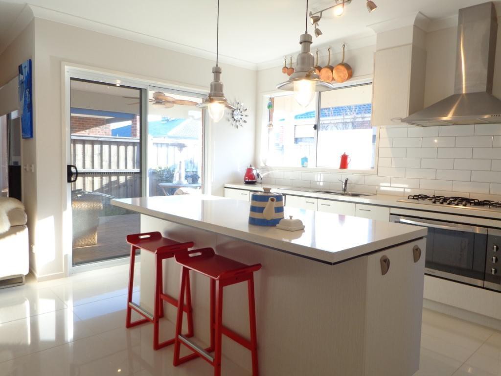 25 Surrey Grove, Point Cook, VIC 3030, Point Cook - Thumbnail 4