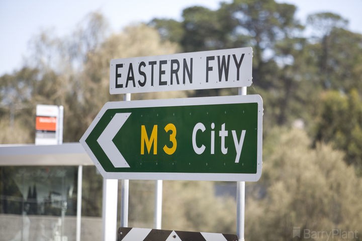25 Tandarook Crescent, Donvale, VIC 3111, Donvale - Thumbnail 4