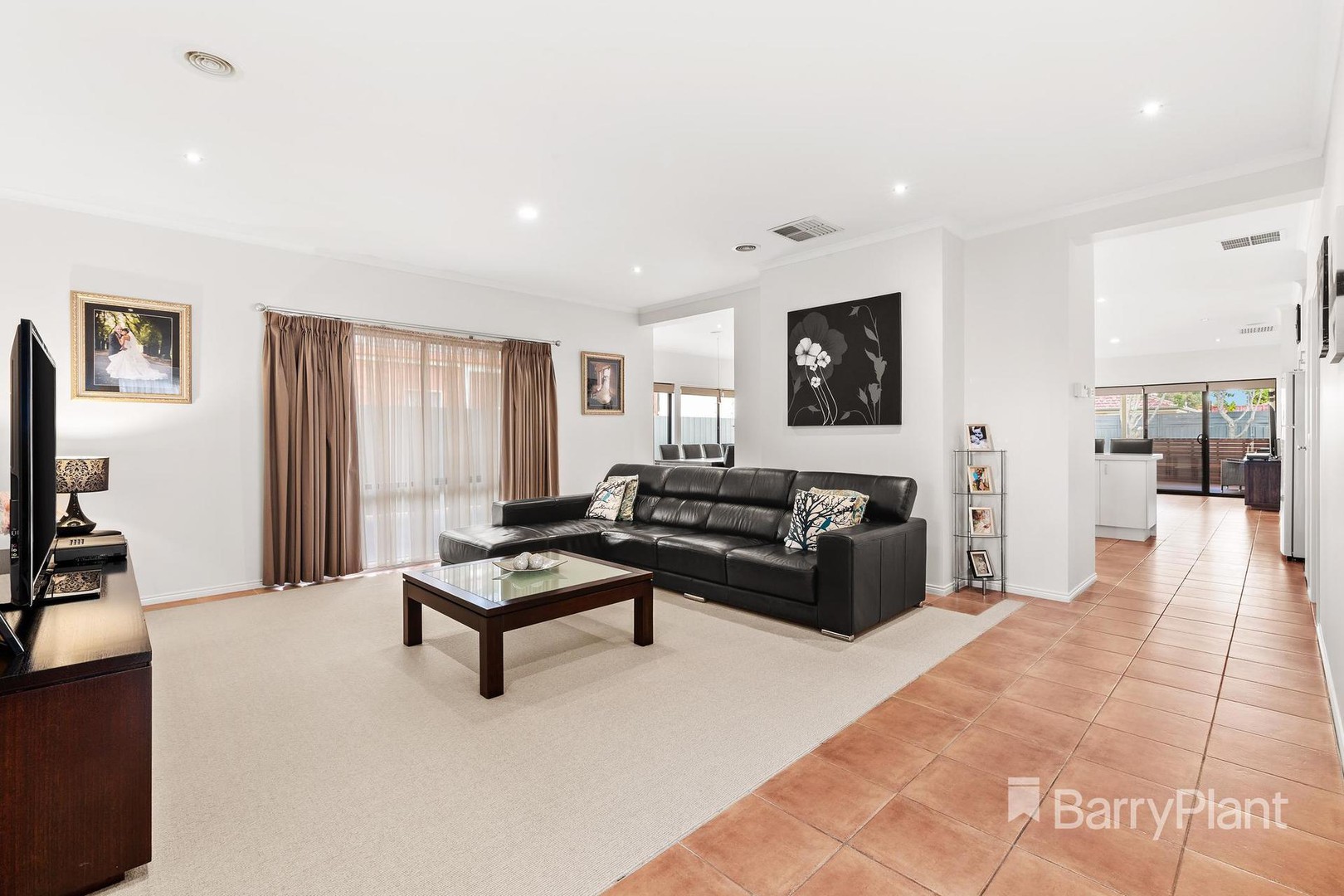 25 The AvenueSouth Morang, VIC 3752, South Morang - Thumbnail 3