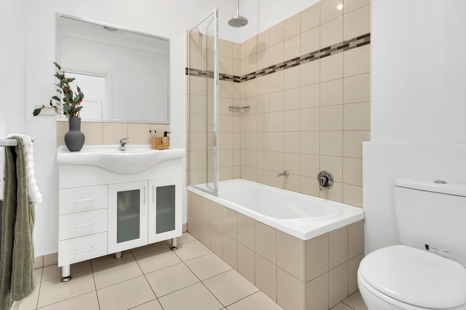 25 Thomas Street, Airport West, VIC 3042, Airport West - Thumbnail 6