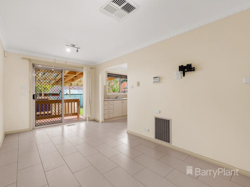 25 Trafalgar Crescent, Bundoora, VIC 3083 - Thumbnail 2 - 15/04/2025