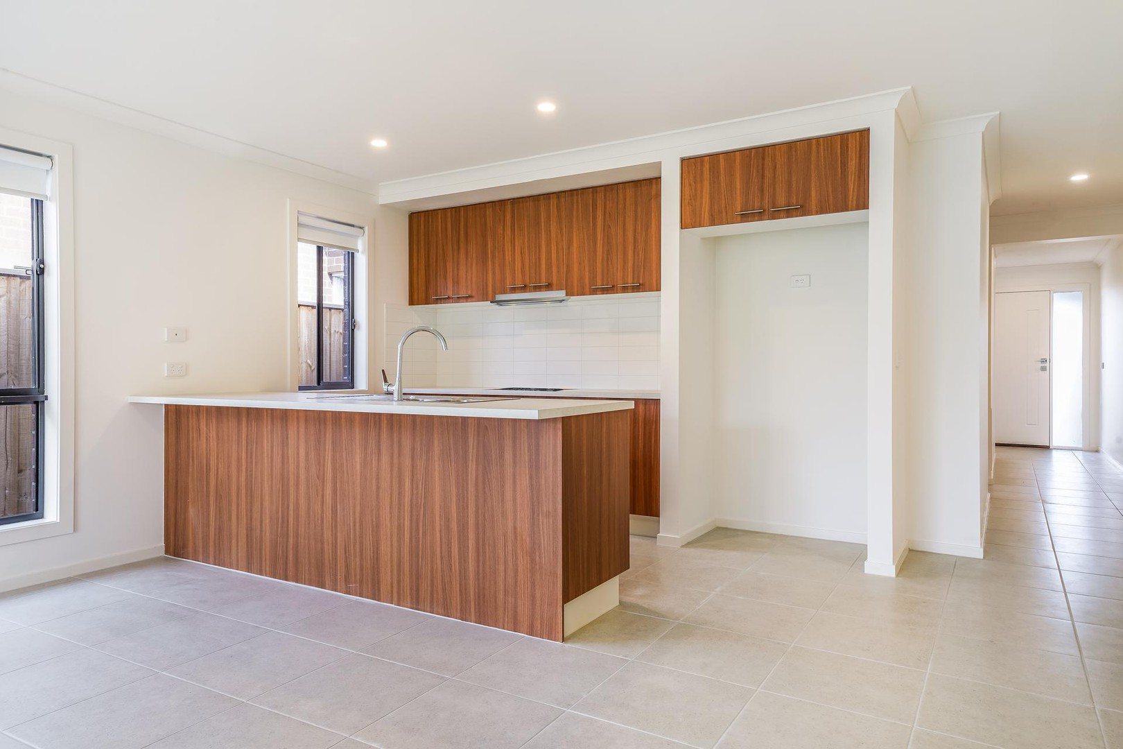25 Trent Crescent, Charlemont, VIC 3217, Charlemont - Thumbnail 2