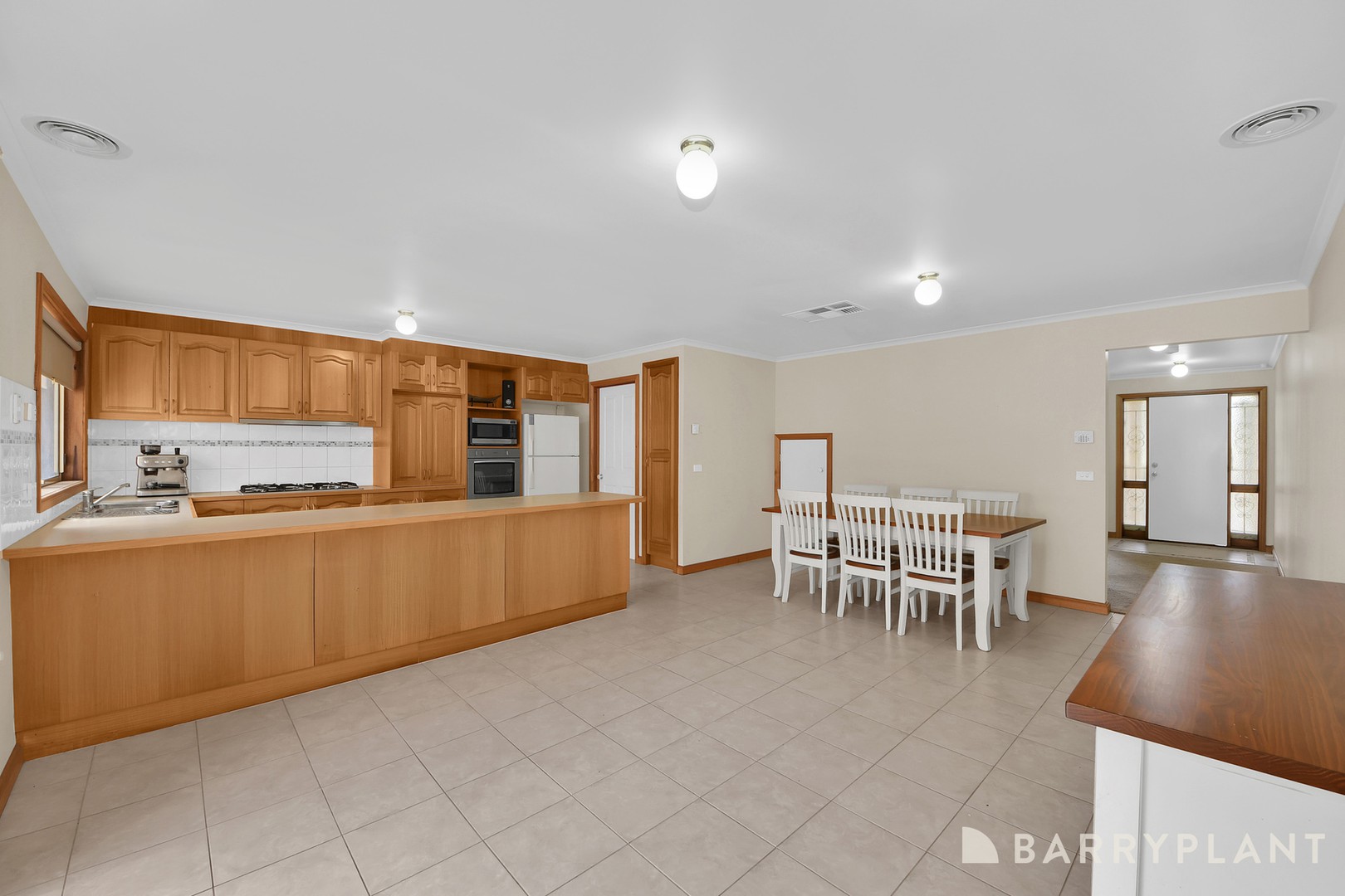 25 Vincent Drive, South Morang, VIC 3752, South Morang - Thumbnail 4