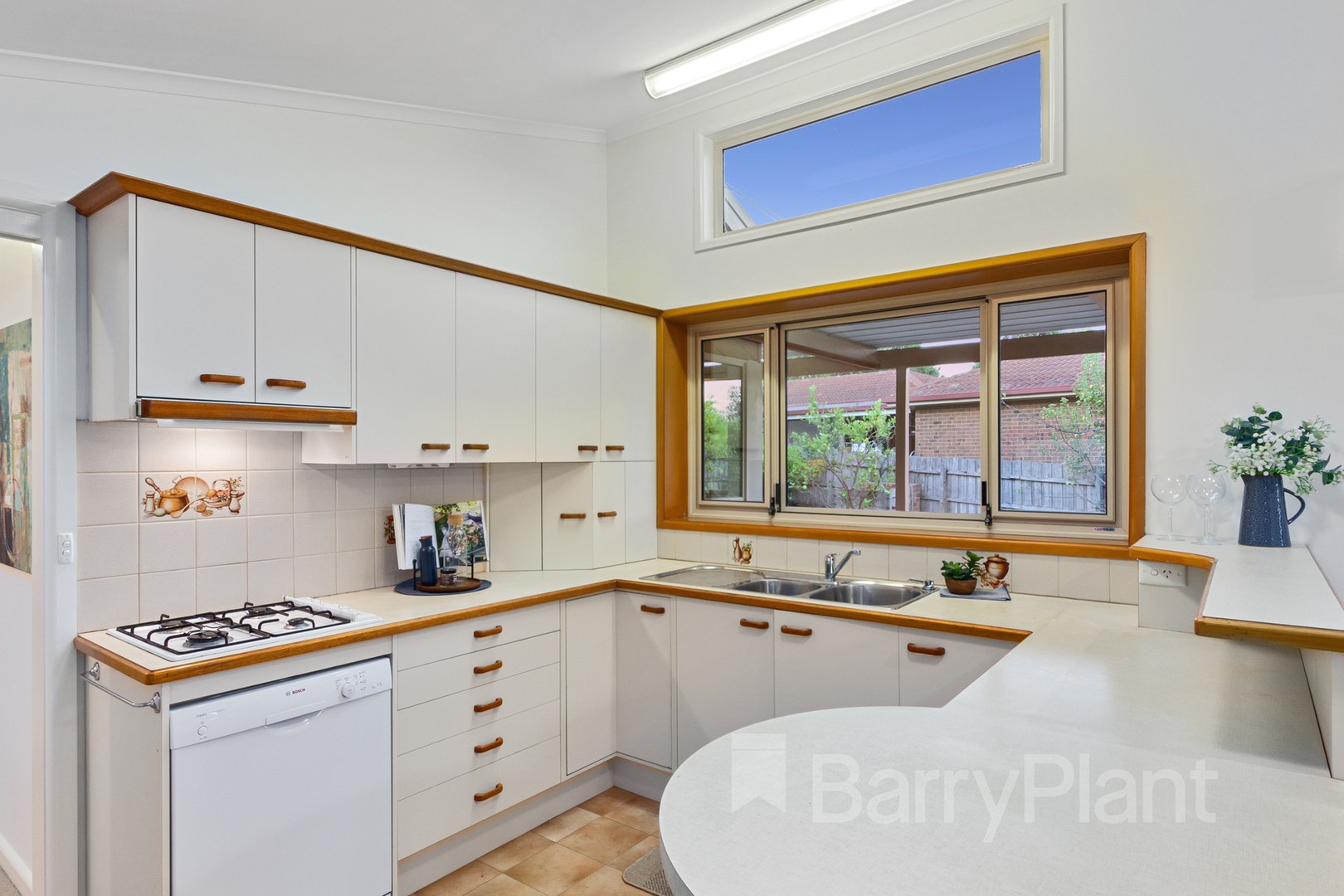 25 Waterman Drive, Wantirna, VIC 3152, Wantirna - Thumbnail 3