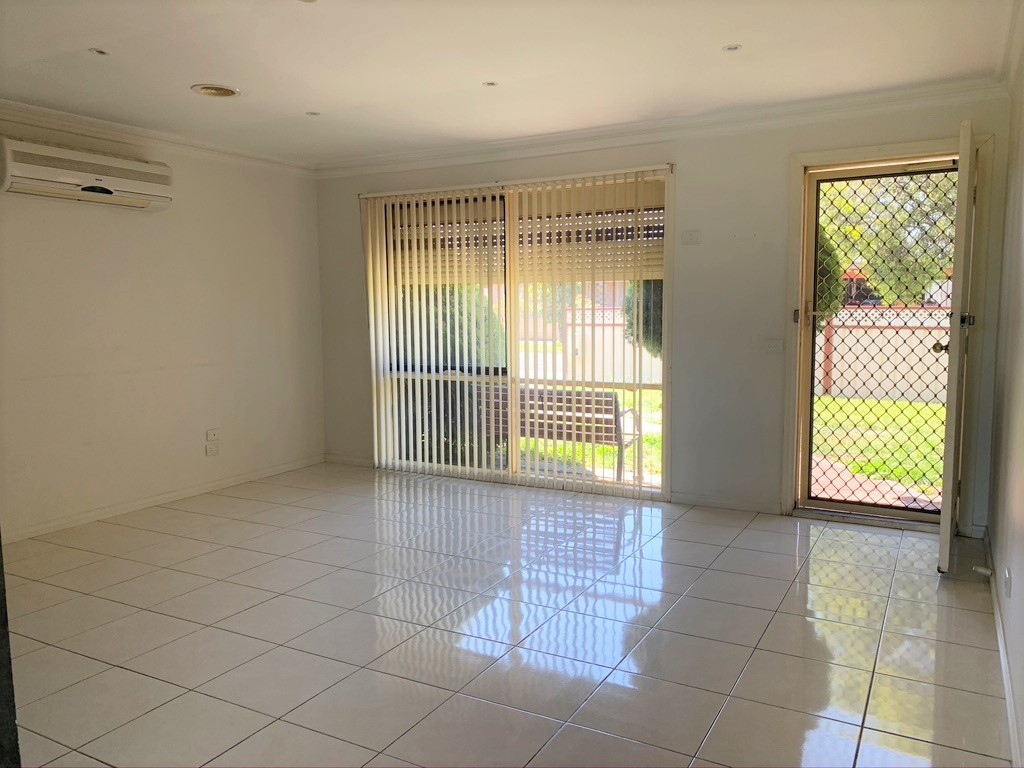 25 Watford Crescent, Craigieburn, VIC 3064, Craigieburn - Thumbnail 4