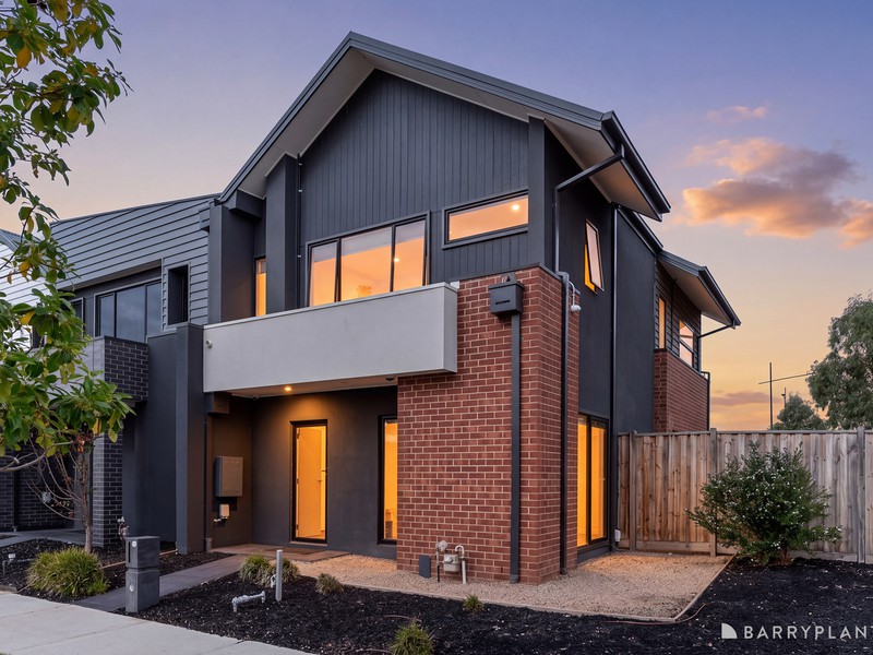 25 Whitehouse Terrace, Thornhill Park, VIC 3335 - Image - 26/08/2026