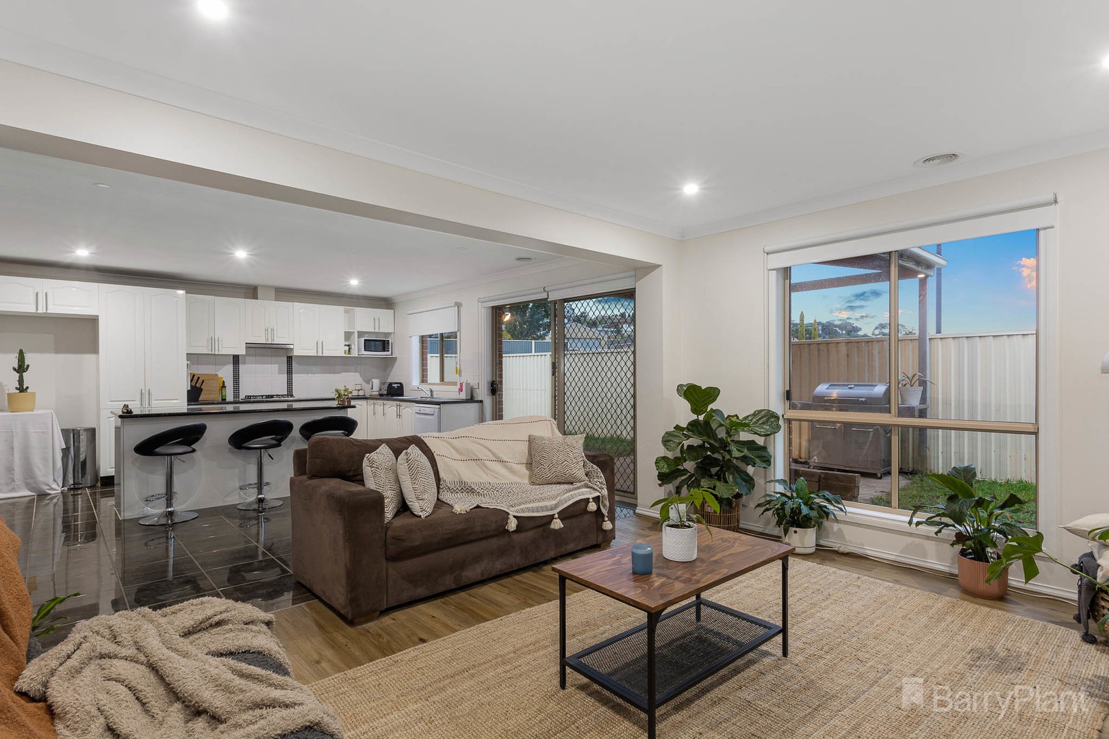 25 Wild Cherry Avenue, Pakenham, VIC 3810, Pakenham - Thumbnail 4
