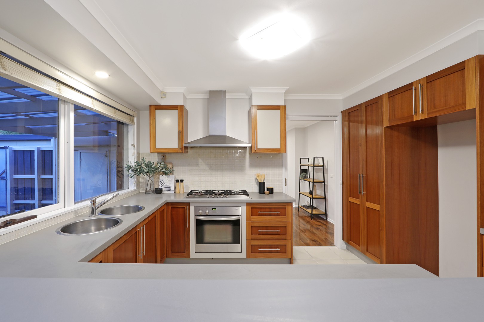 25 Willow Avenue, Rowville, VIC 3178 - Thumbnail 2 - 12/07/2024