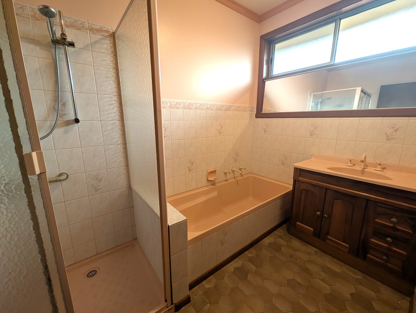 25 Willow Crescent, Bell Park, VIC 3215, Bell Park - Thumbnail 8