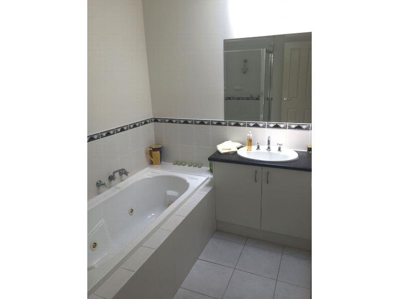 25 Wilona Way, Berwick, VIC 3806, Berwick - Thumbnail 5