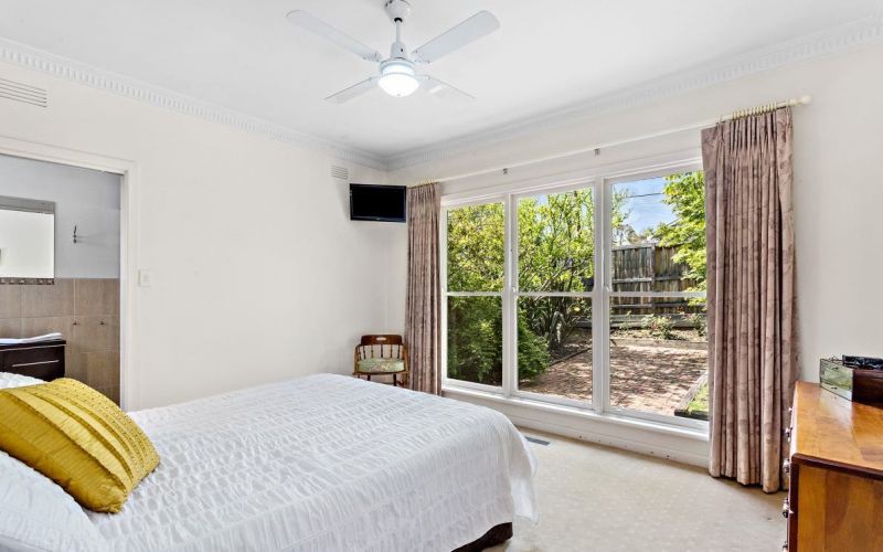 25 Woodhouse Grove, Box Hill North, VIC 3129, Box Hill North - Thumbnail 8