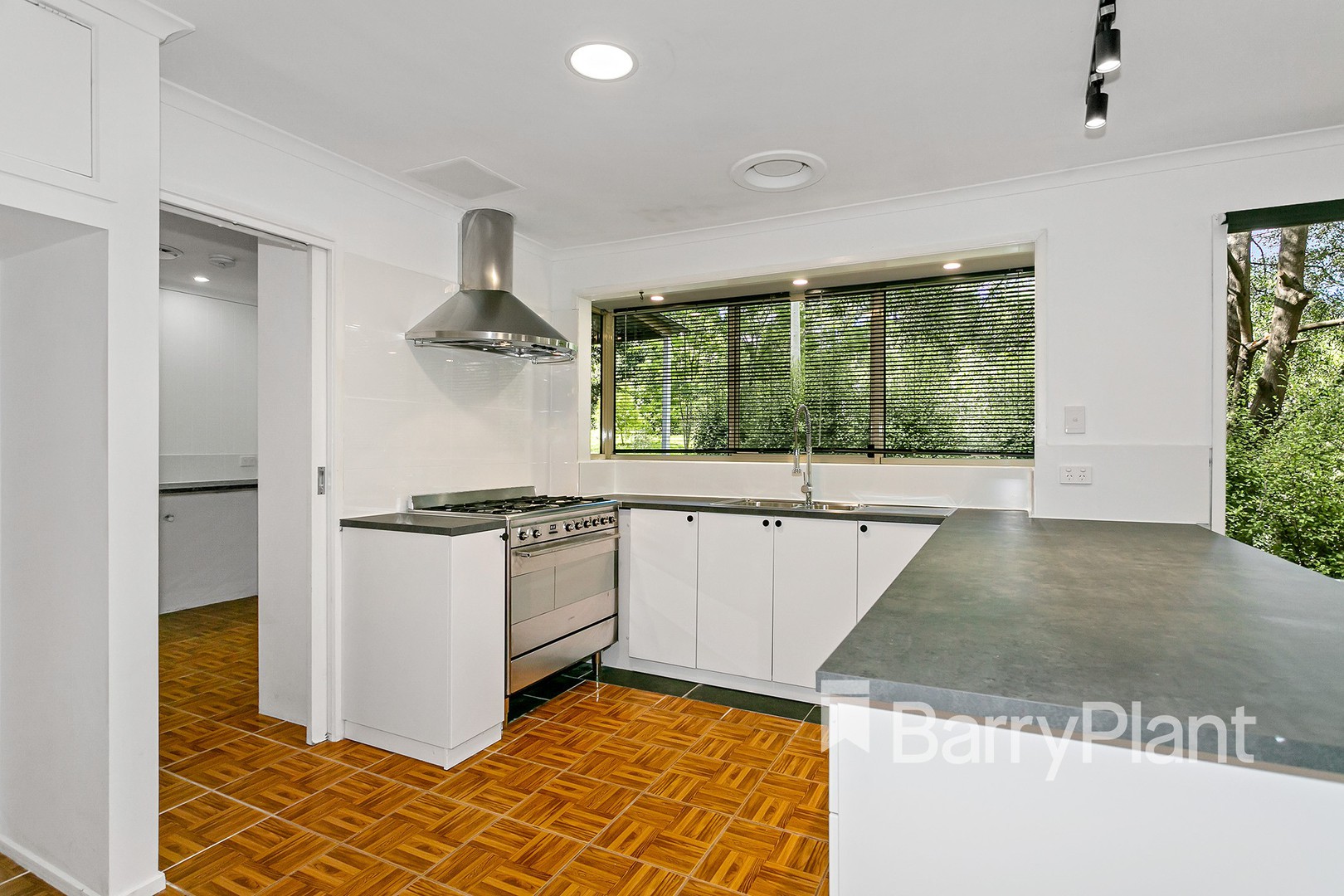 25 Wright Rd, Avonsleigh, VIC 3782, Avonsleigh - Thumbnail 4