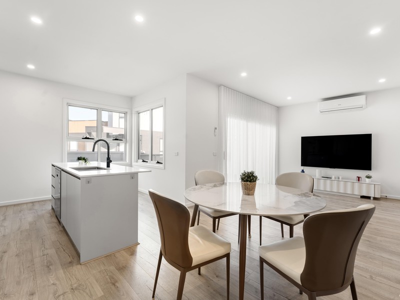 25 Yellowstone Street, South Morang, VIC 3752 - Image - 29/06/2026