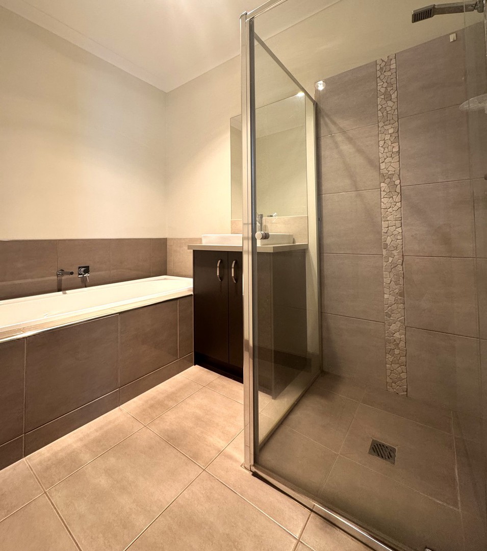 25 Zodiac Way, Fraser Rise, VIC 3336, Fraser Rise - Thumbnail 8