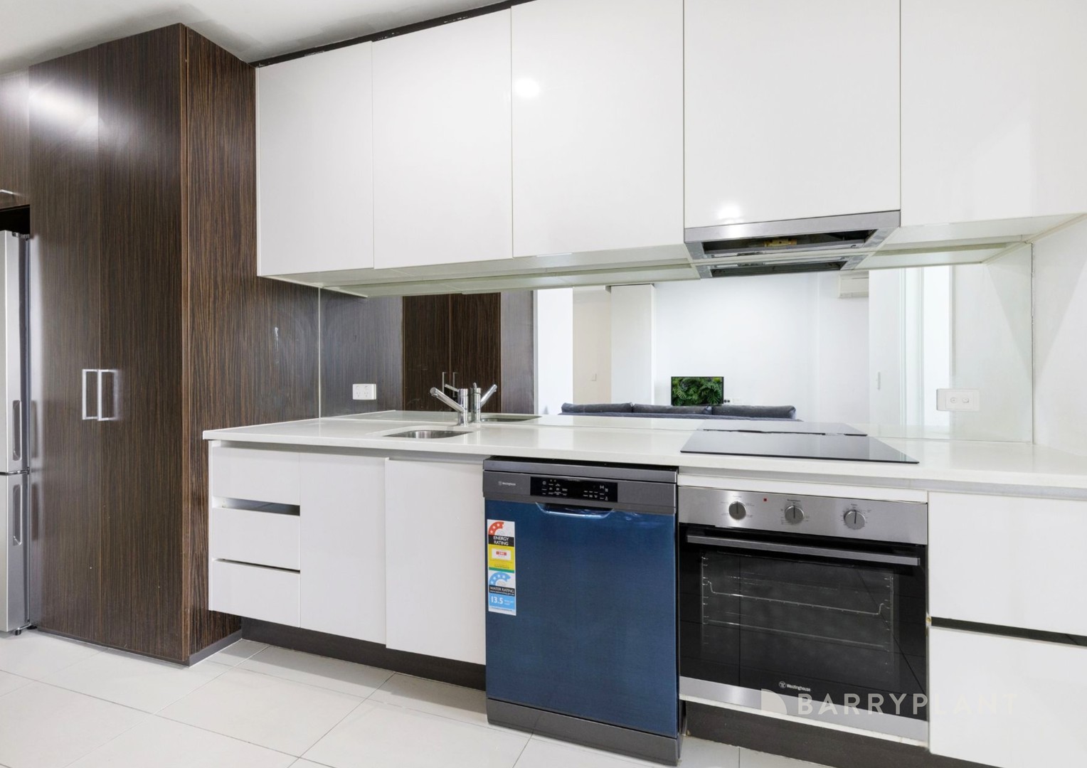 2511/639 Lonsdale Street, Melbourne, VIC 3000 - Thumbnail 2 - 09/10/2025