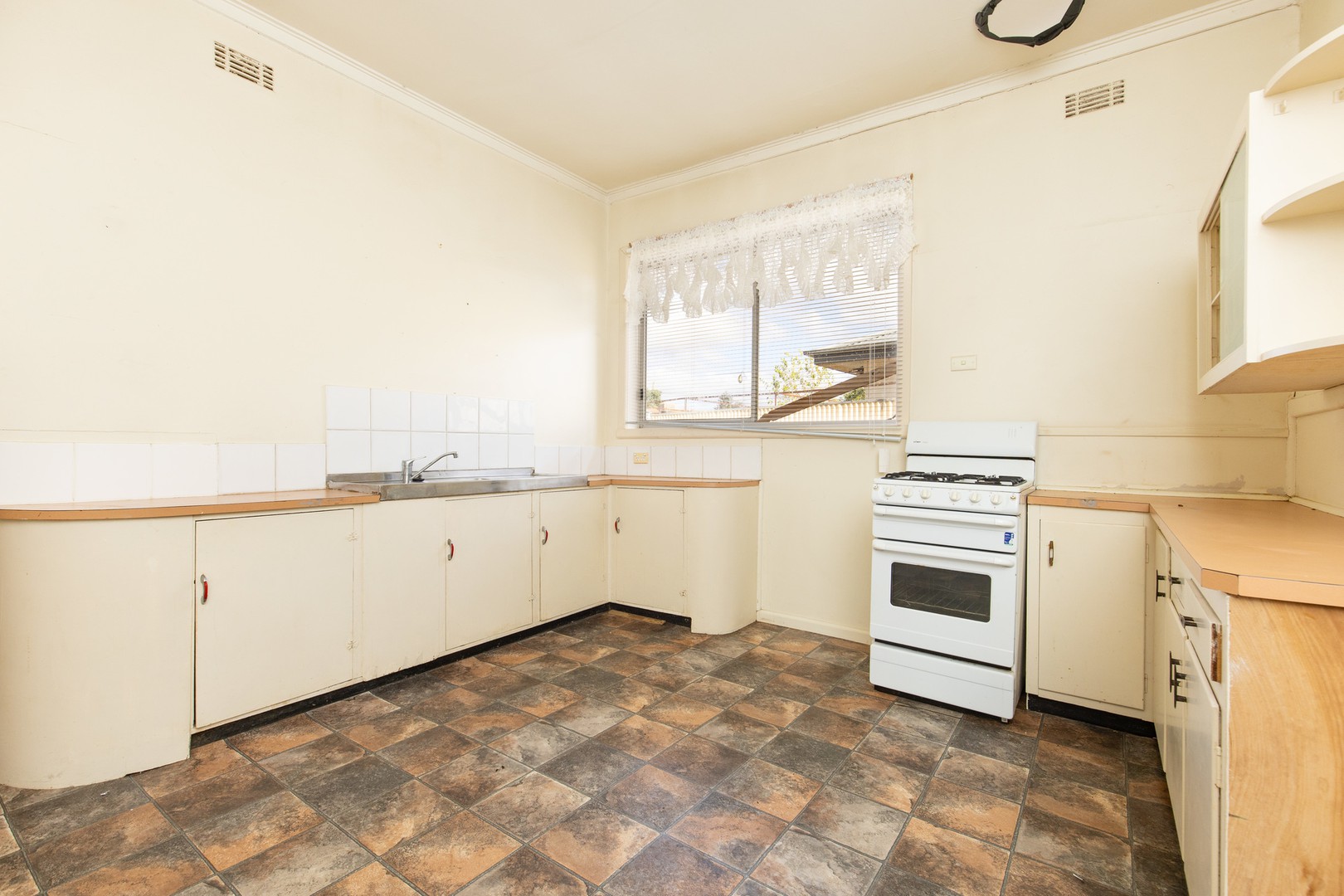 252 San Mateo Avenue, Mildura, VIC 3500 - Thumbnail 2 - 12/05/2025